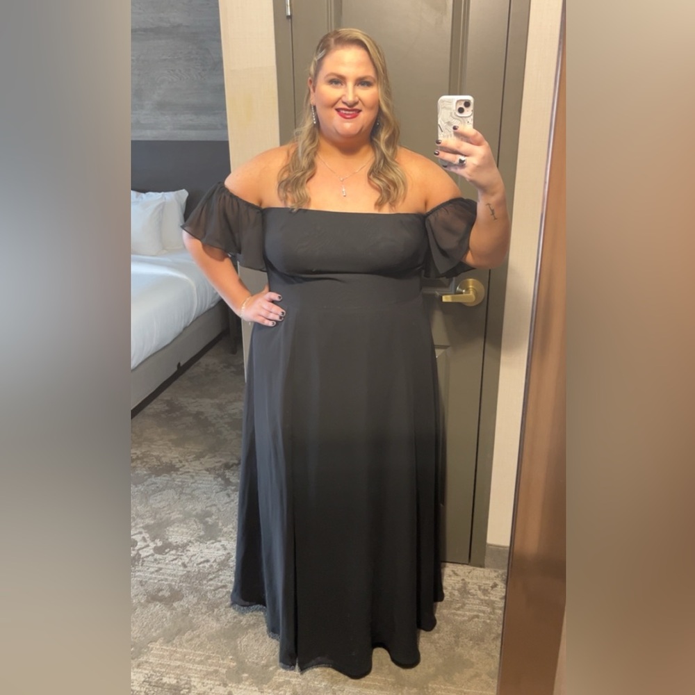 Azazie Sue Bridesmaid Dress - Picture 8 of 9
